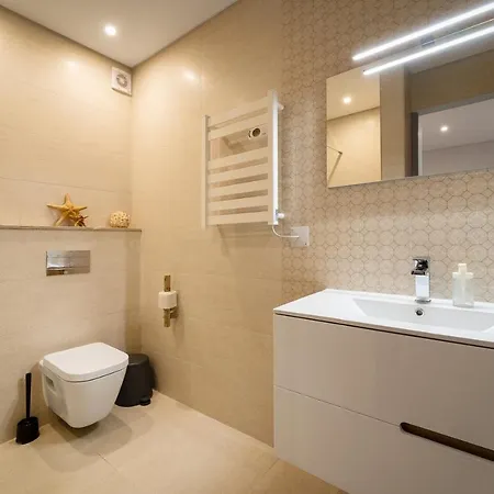 Nest Apartment